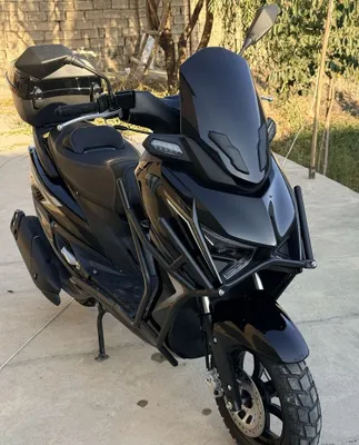 Скутер 150 куб. см X Max 1