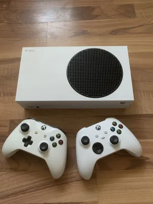 Xbox Series S. 512gb+gamepass ultimate bonus 1