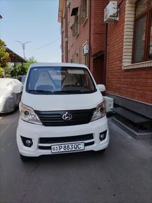 98 ot kuchiga ega 2018-yilgi Changan sotiladi 1