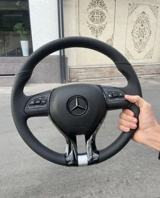 Руль для Mercedes ещё не устанавливался 1