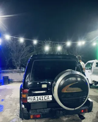 Mitsubishi pajero sotiladi 1994 yil xolati yaxwi 1