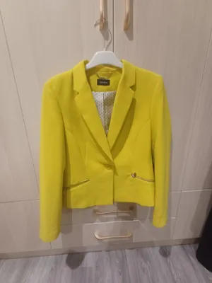 ayollar jaketi
