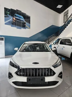 JAC J7 продаётся в рассрочку 1