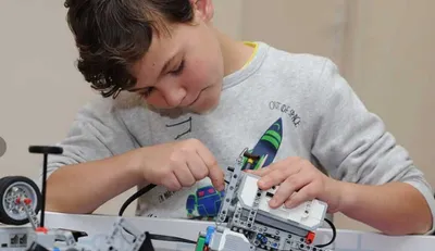 Курсы для детей 7–14 лет: робототехника, Scratch, AI Coding 1