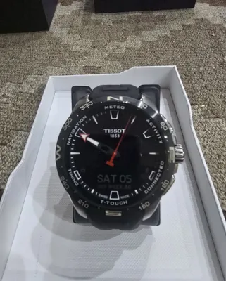 TISSOT T-Touch Connect Solar soati sotiladi 1