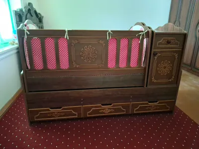 Bolalar tebranma belganchagi,bolalar uchun divan 1