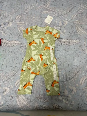 Костюмчик новый 1