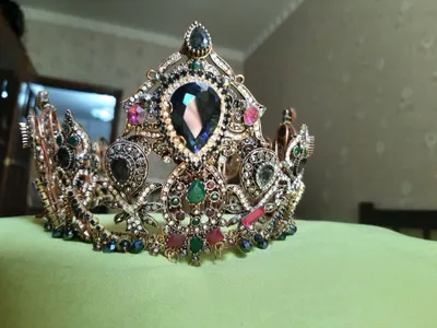 Корона бижутерия в национальном стиле 1