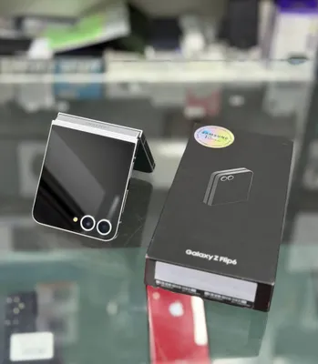 Samsung Z Flip 6