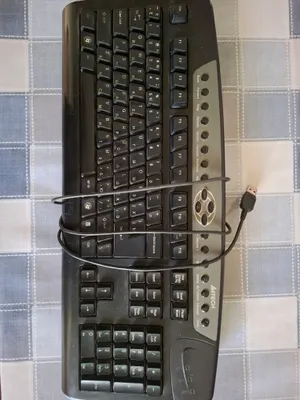 A4Tech KBS-8 klaviaturasi