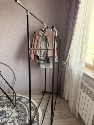 Стойка для одежды