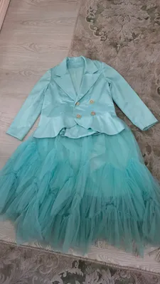 Bolalar uchun kechki kostyum sotaman 1