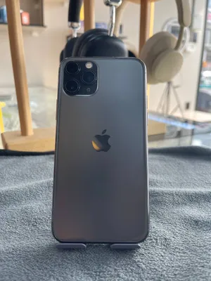 iPhone 11 Pro продаётся