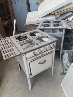 Газовая плита б/у продаётся. 2шт.
