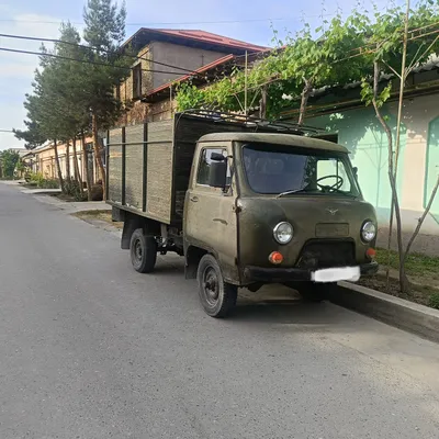 УАЗ бортовой 3303 1