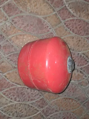 Kengaytirish baki sotiladi 1
