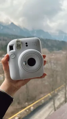 Продается Instax 12mini