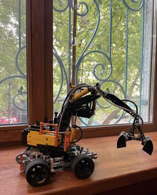 Lego Technic volvo оригинальный 1