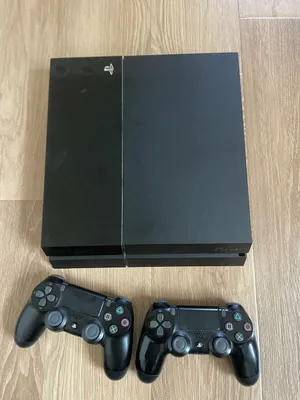 Playstation 4/ 2 ta original pult 10.50 1