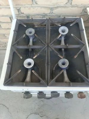 Продаётся газовая плита 1