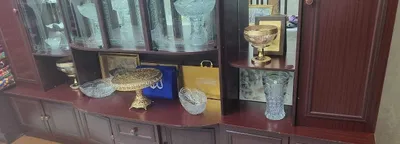 Ishlatilgan servant (devor mebeli) sotiladi 1