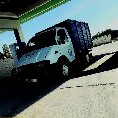 Продаётся «Газель» Isuzu грузоподъёмностью 2,5 тонны, с двигателем и коробкой передач 1