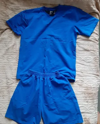 Ayollar uchun yozgi kostyum