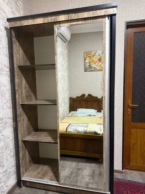 Продаю шкафы для одежды 1