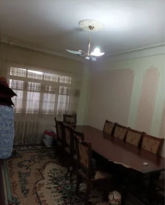 Продаются стол и 12 стульев
