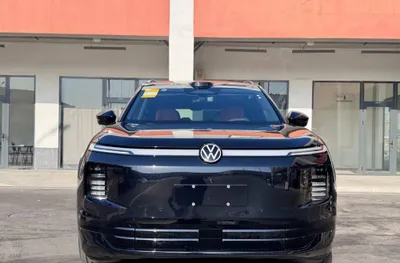 Volkswagen ID.ERA9X 1
