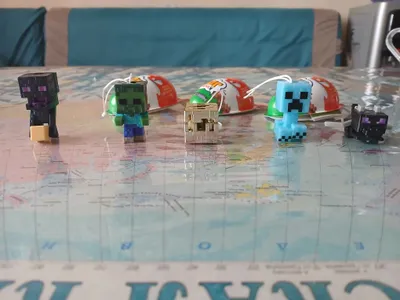 Продаётся Kinder JOY Очень редкие фигурки
