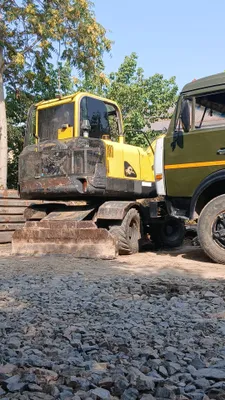 Ekskavator sotiladi 2008yil ishlap turipdi 1