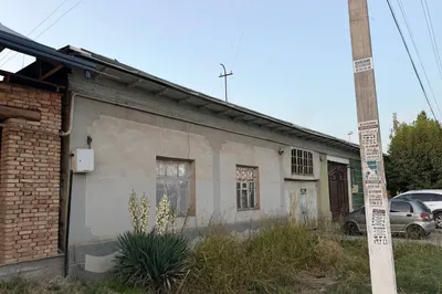 Янгиюльский район, участок 8 соток с домом 1
