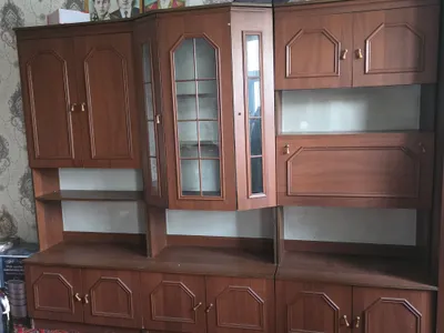 devor shkafi sotiladi