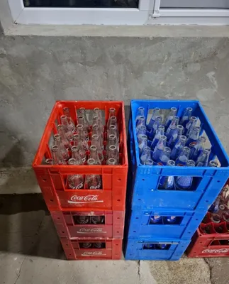 Банки Kola, Pepsi и Coca-Cola 1