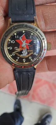 Продаются часы и медаль 1