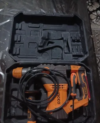Ideal holatdagi Ingco perforatori + quti