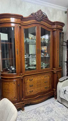 Klassik mebel to‘plami — shkaf, komod, servant va tumbochkalar 1