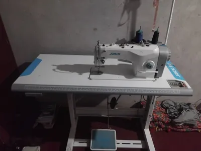 Швейная машина Jack F3