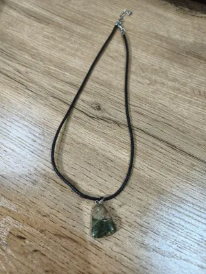 Кулон на шнурке из натурального мохового агата 1
