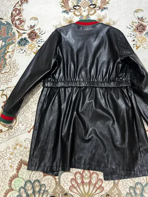 Продаётся кожаный плащ 1