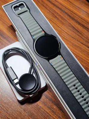 Samsung Galaxy Watch 7 (44 мм), серые 1