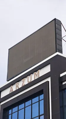 ЛЕД монитор сотилади 8метр эни 4метр баландлиги метр бум! 1