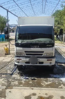 Isuzu 10 t yili 2022 sirochniga 1