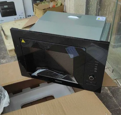 Встраиваемая микроволновая печь Hisense HB25MOBX7 25 л +гриль 1