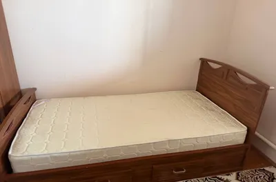 Продается диван в хорошем состоянии 1