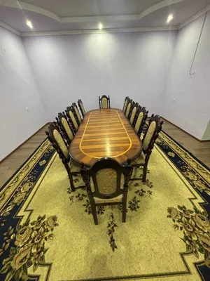 Кухонная мебель, мебель для гостиной, двуспальная кровать и шкаф. 1