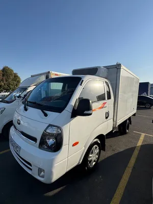 Kia Bongo, прибывший из Кореи, 2019 года, дизель, не переоборудован под газ, рефрижератор 1