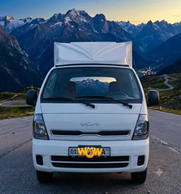 Автомобиль KIA BONGO 1