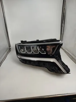 Продаётся фара для Kia Sorento